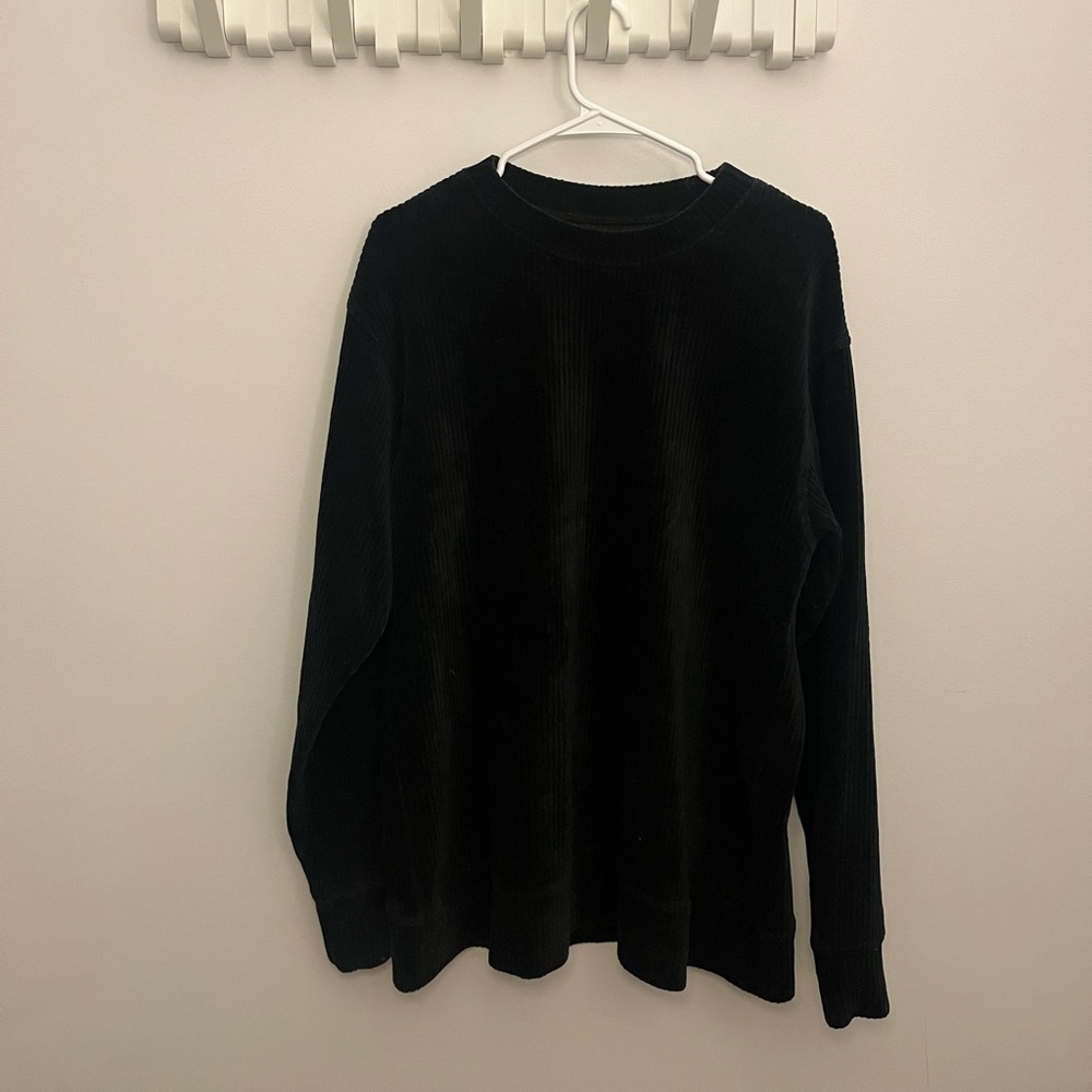 Velvet black sweater